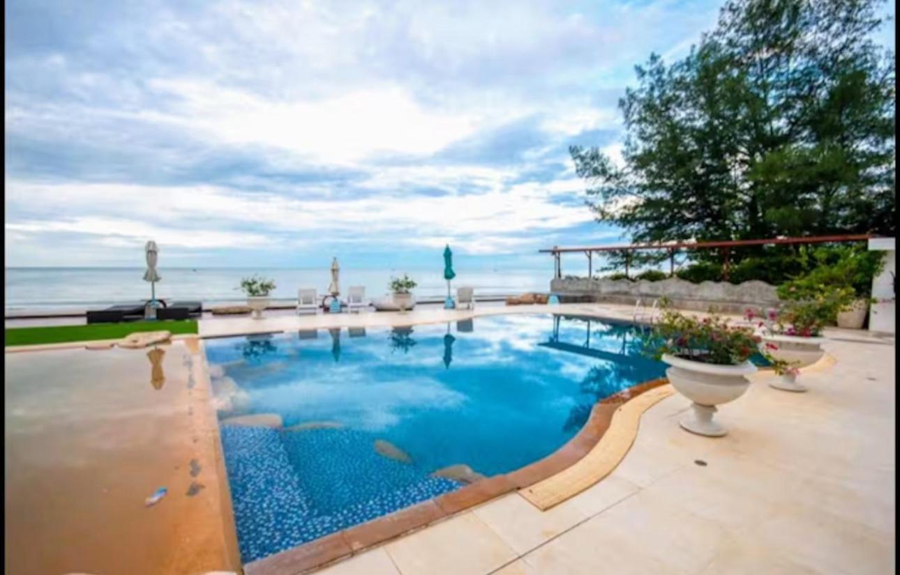 My Resort Huahin: Affordable Beachside Getaway with Water Park Exterior photo